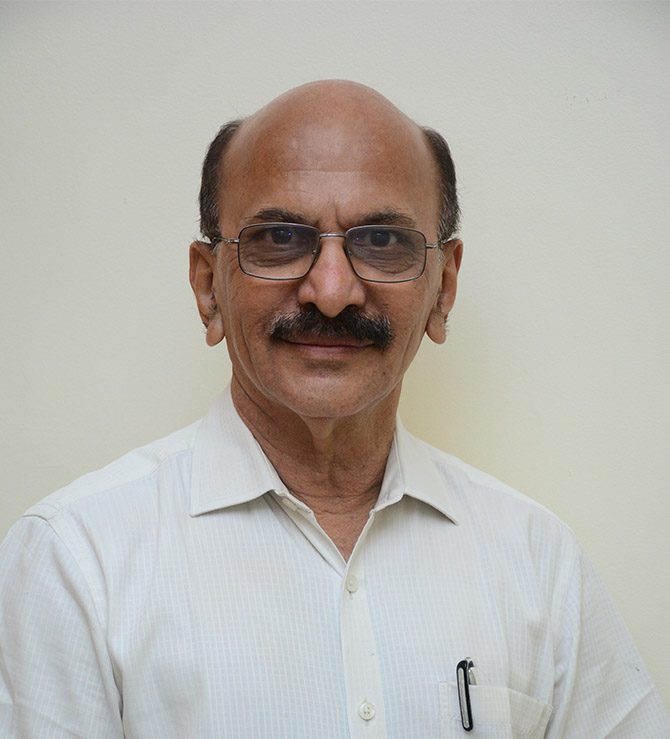Dr. Vinay Mehendale
