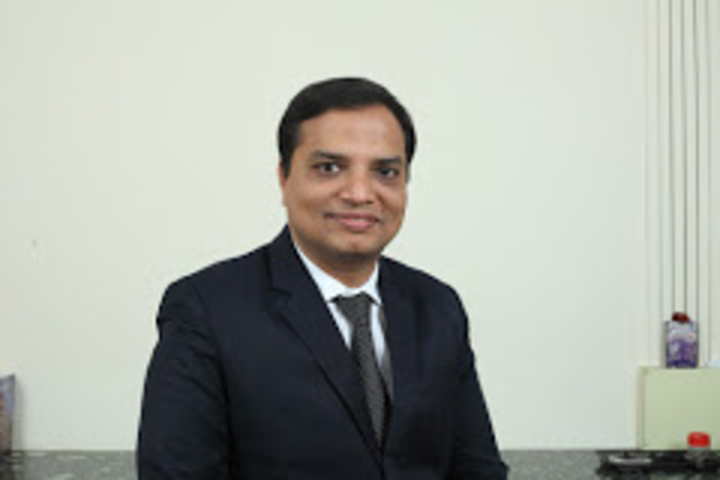 Dr. Vishnu Agarwal
