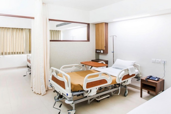 Bombay Hospital & Medical Research Centre, Marine Line